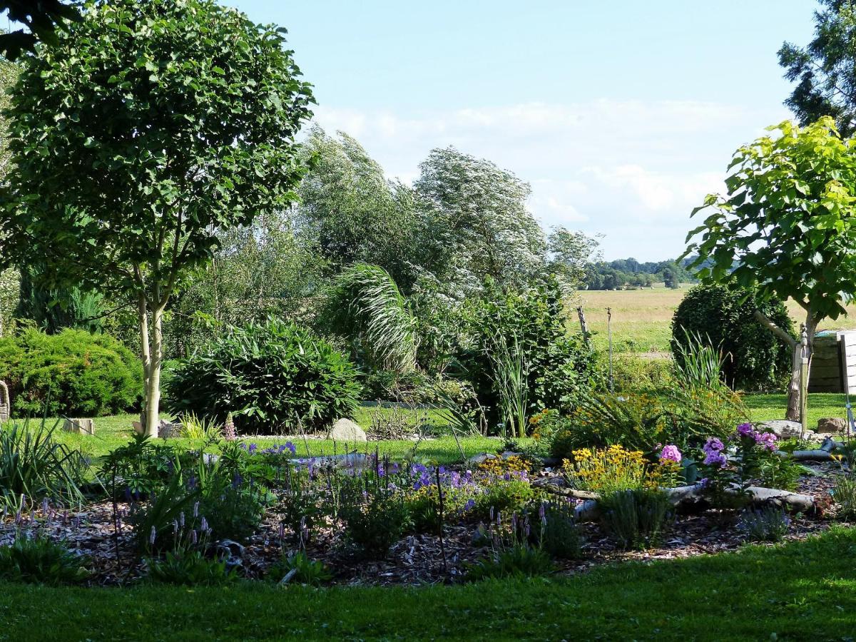 "Balmgarten" Im Naturpark Usedom, Bio Solarhaus Mit Grossem Garten Exterior foto